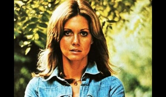 Photo of a young Olivia Newton-John.
