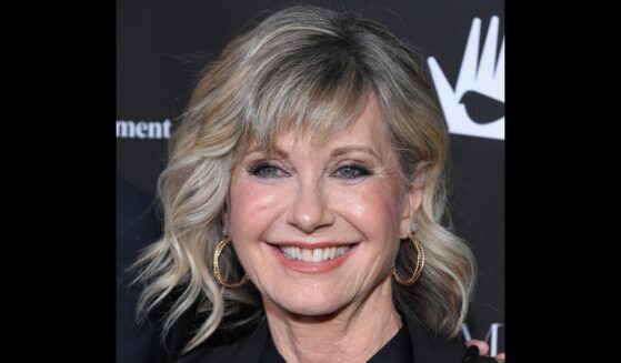 Olivia Newton John arrives for the G'Day USA Gala on January 25, 2020 in Beverly Hills, CA.