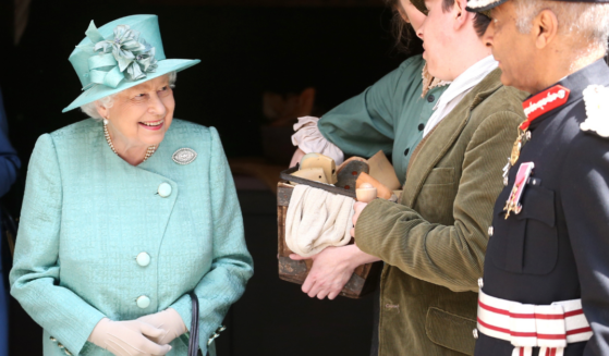May 24, 2019: The Queen arrives to visit a replica of one of the original Sainsbury's to celebrate Sainsbury's 150th years in Covent garden in London, England.