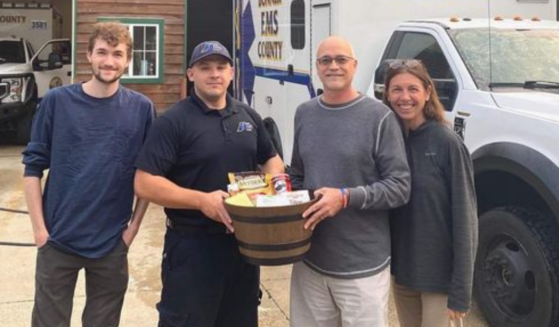 Pay It Forward 9/11 honors September 11 victims with acts of kindness.