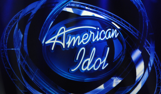 Atmosphere at the "American Idol" Season 10 Judges Announcement, Forum, Inglewood, CA. 09-22-10 (s_bukley/ Shutterstock)