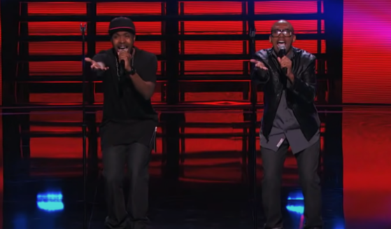 Craig Lewis Band: Michael Bublé Hits the Golden Buzzer for Singing Duo - America's Got Talent 2015
