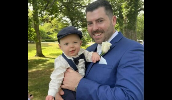 Photo of Jonathan Diller and his son.